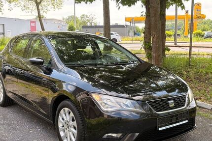 Seat Leon 99.300 km 6.999 &euro; Köln 51107