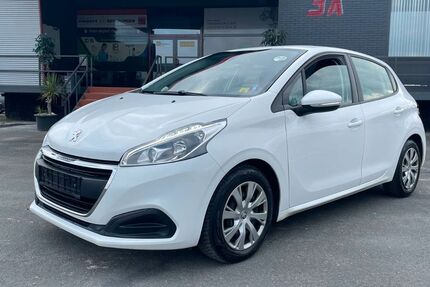 Peugeot 208 107.480 km 6.950 &euro; Köln 51067