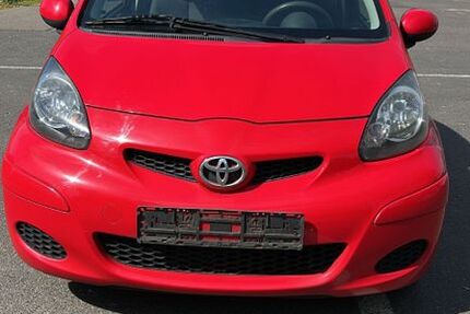 Toyota Aygo (X) 172.600 km 1.400 &euro; Köln 50969