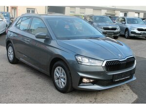 Skoda Fabia TSi DSG Alu AHK Klima Kamera SOFORT !!!!! 10 km 23.395 € Bonn 53225