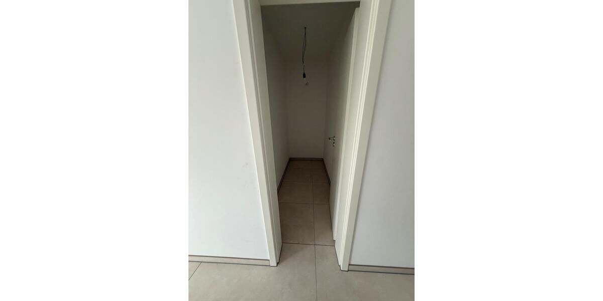 Erdgeschoßwohnung Köln Ehrenfeld - 3 Zimmer, 43 m&sup2;, 1.300&euro; | Angebot:27603854