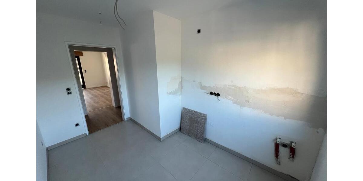 Etagenwohnung Bonn Auerberg - 3 Zimmer, 83 m&sup2;, 1.450&euro; | Angebot:26413530