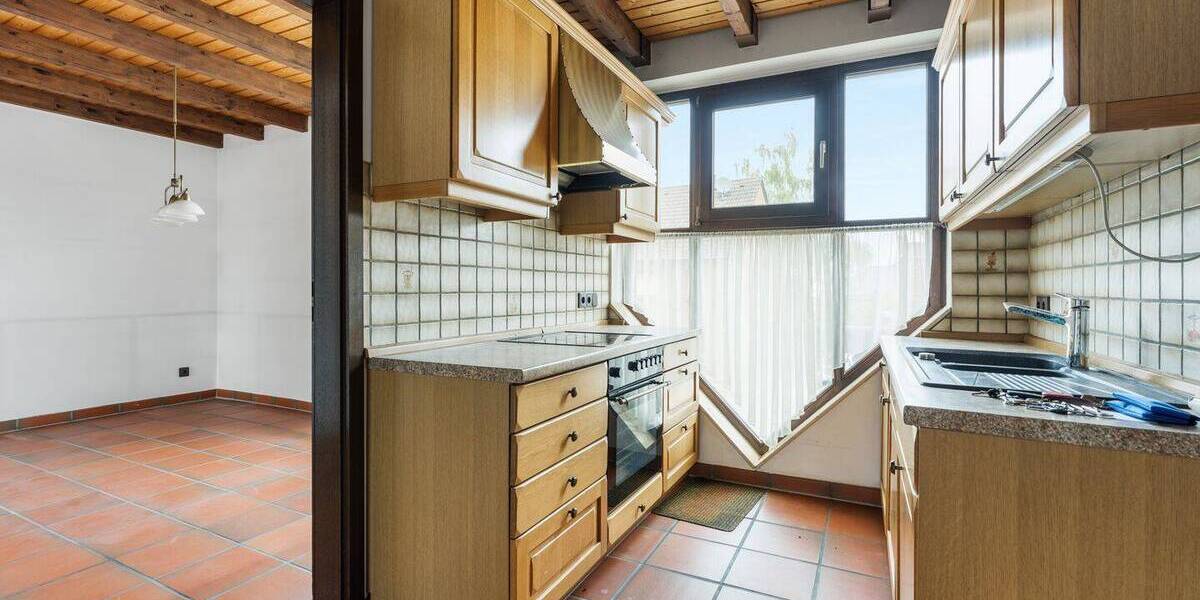 Einfamilienhaus Erftstadt Blessem - 9 Zimmer, 257 m&sup2;, 499.000&euro; | Angebot:26929560