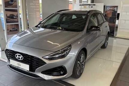 Hyundai i30 7.500 km 21.490 &euro; Siegburg 53721