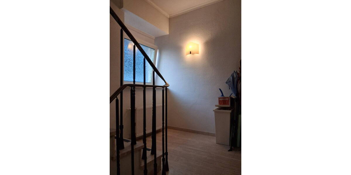 Etagenwohnung Bonn Beuel - 4 Zimmer, 117 m&sup2;, 465.000&euro; | Angebot:26226272