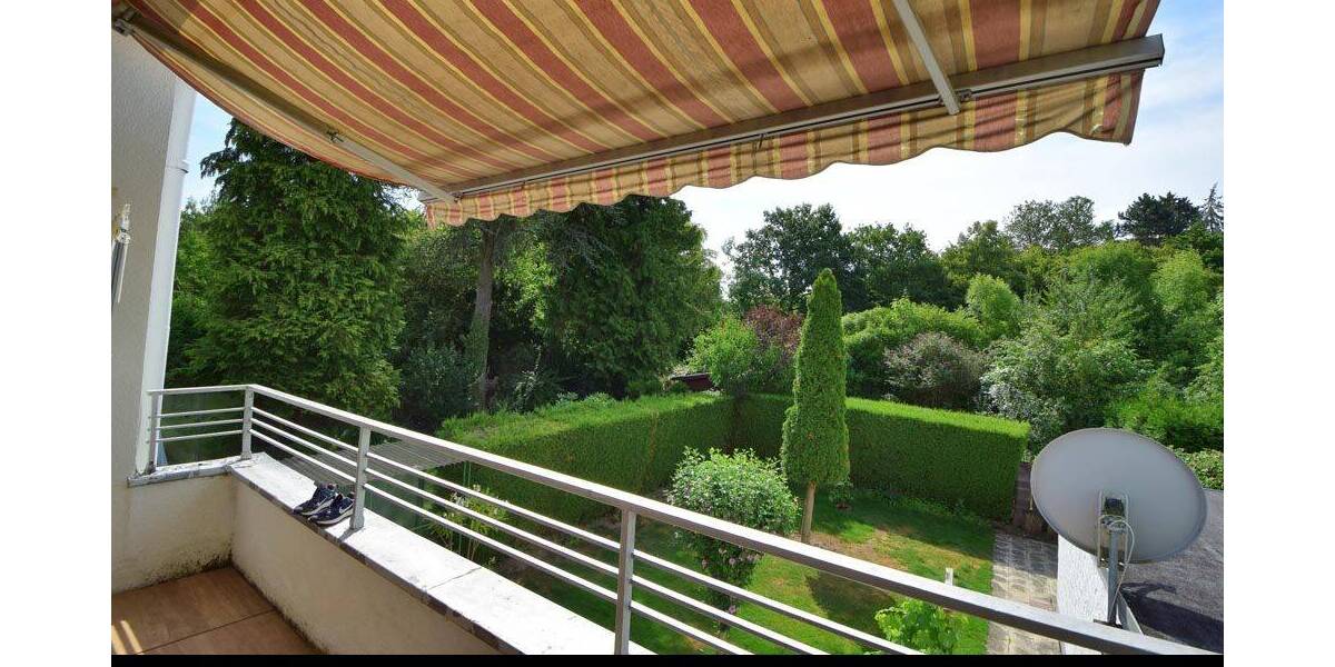 Kauf im Paket: 2 vermietete Wohnungen & 1 Garage in einem 3-Familienhaus in Bonn-Röttgen. 6 zimmer