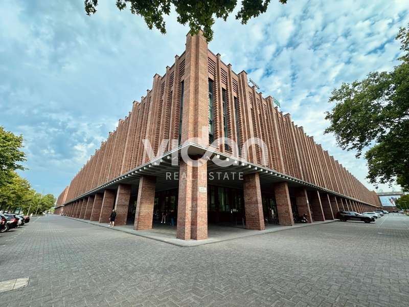 Büro in Köln 6.736,51 € 328.61 m²