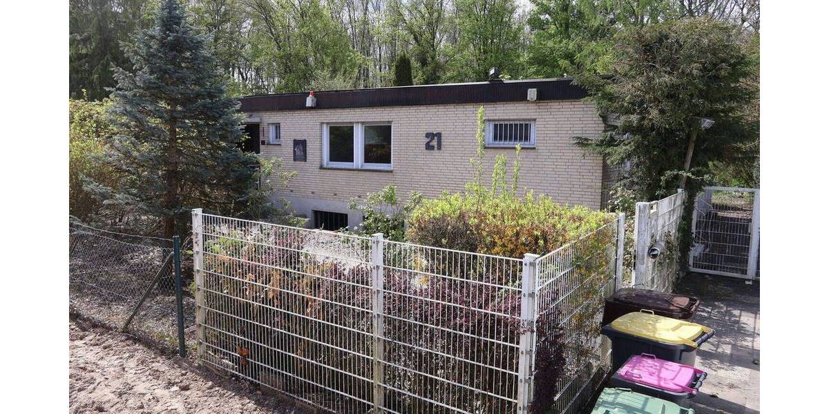 Bungalow Dormagen Hackenbroich - 1 Zimmer, 165 m&sup2;, 720.000&euro; | Angebot:26471006