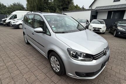 VW Touran 38.600 km 11.800 &euro; Bergisch Gladbach 51427