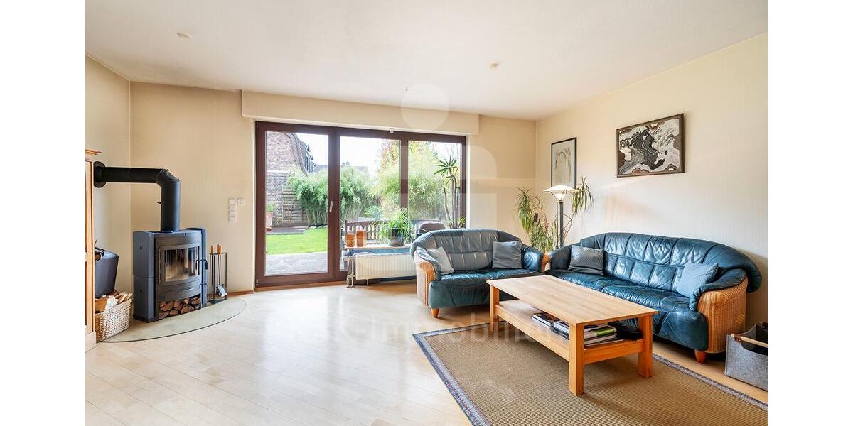 Doppelhaushälfte Pulheim - 4 Zimmer, 168 m&sup2;, 2.352&euro; | Angebot:26256583