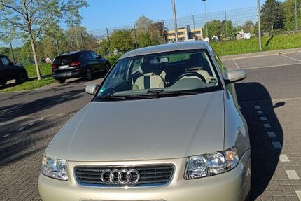 Audi A3 87.300 km 2.000 &euro; Troisdorf 53842