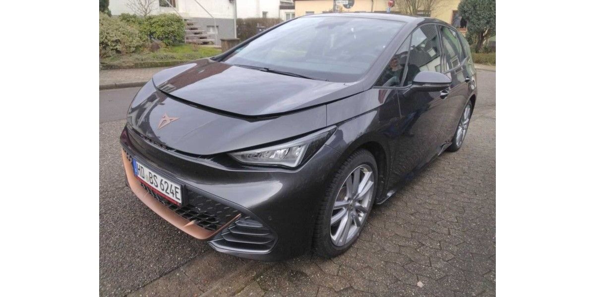 Cupra Born 30.828 km 28.500 &euro; Bonn 53227