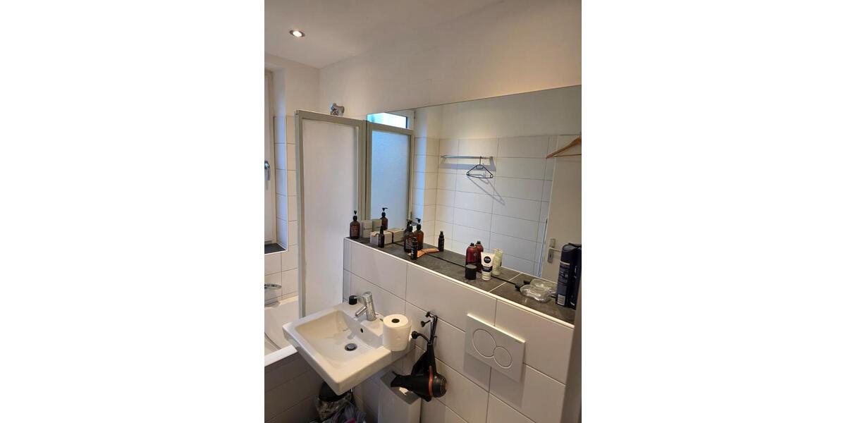 Etagenwohnung Hilden Kalstert - 1 Zimmer, 25 m&sup2;, 500&euro; | Angebot:25358401