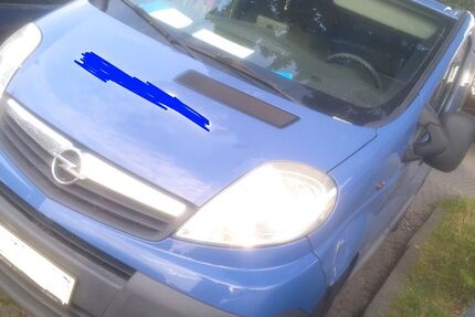 Opel Vivaro 245.000 km 3.900 € Kerpen 50169