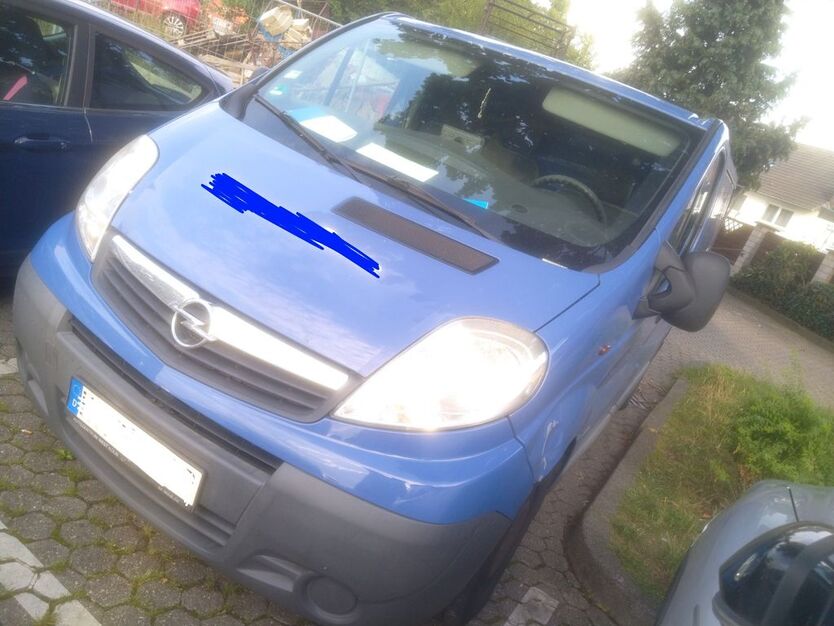 Opel Vivaro 245.000 km 3.900 € Kerpen 50169