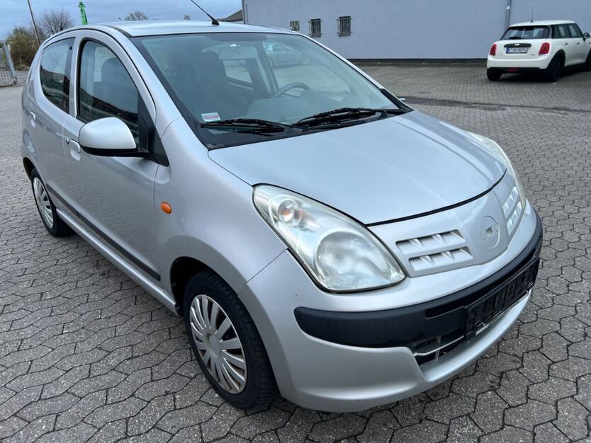 Nissan Pixo 216.600 km 1.650 € Bornheim 53332