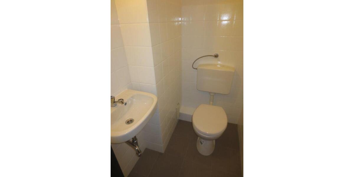 Etagenwohnung Bedburg - 4.5 Zimmer, 95 m&sup2;, 140.000&euro; | Angebot:25054896