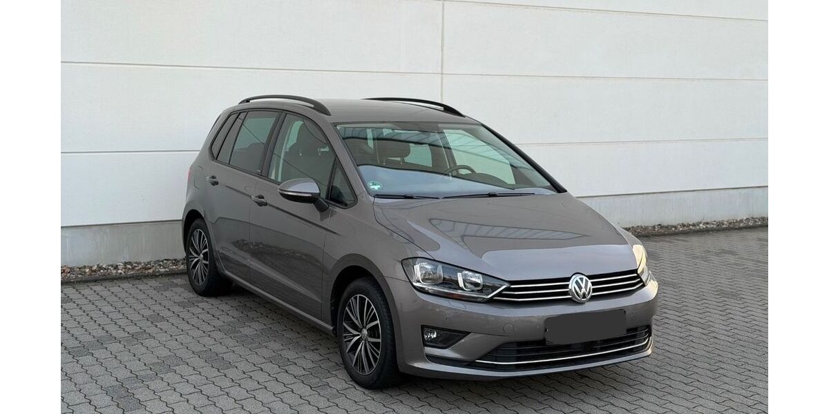 VW Golf Sportsvan 48.699 km 14.490 &euro; Brühl 50321