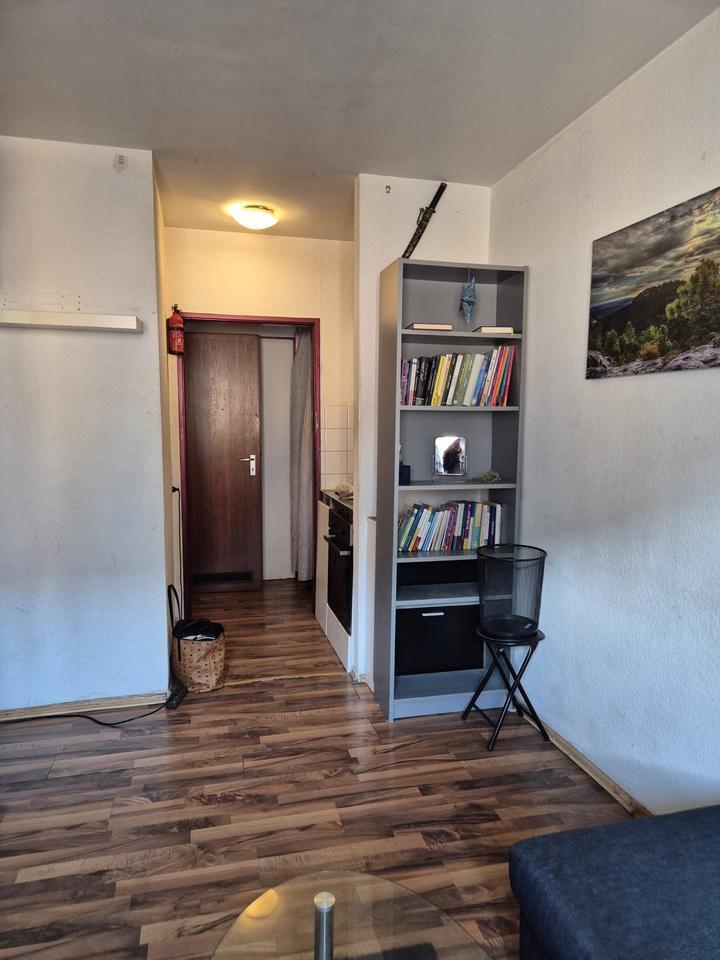 1 Zimmer Wohnung möbliert in Köln für 3 Monate zu Vermieten