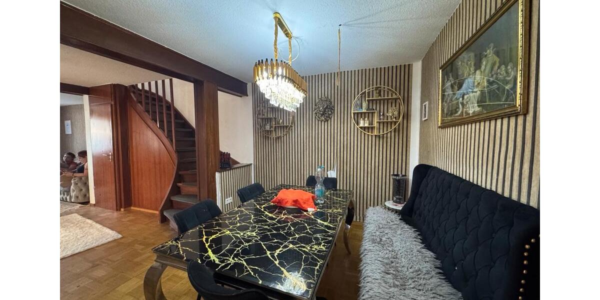Einfamilienhaus Köln Rodenkirchen - 5 Zimmer, 120 m&sup2;, 2.490&euro; | Angebot:27615092