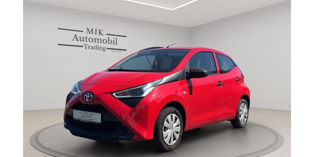 Toyota Aygo (X) 80.000 km 7.999 € Hürth 50354