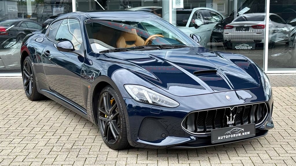 Maserati Granturismo 80.342 km 69.900 &euro; Haan 42781