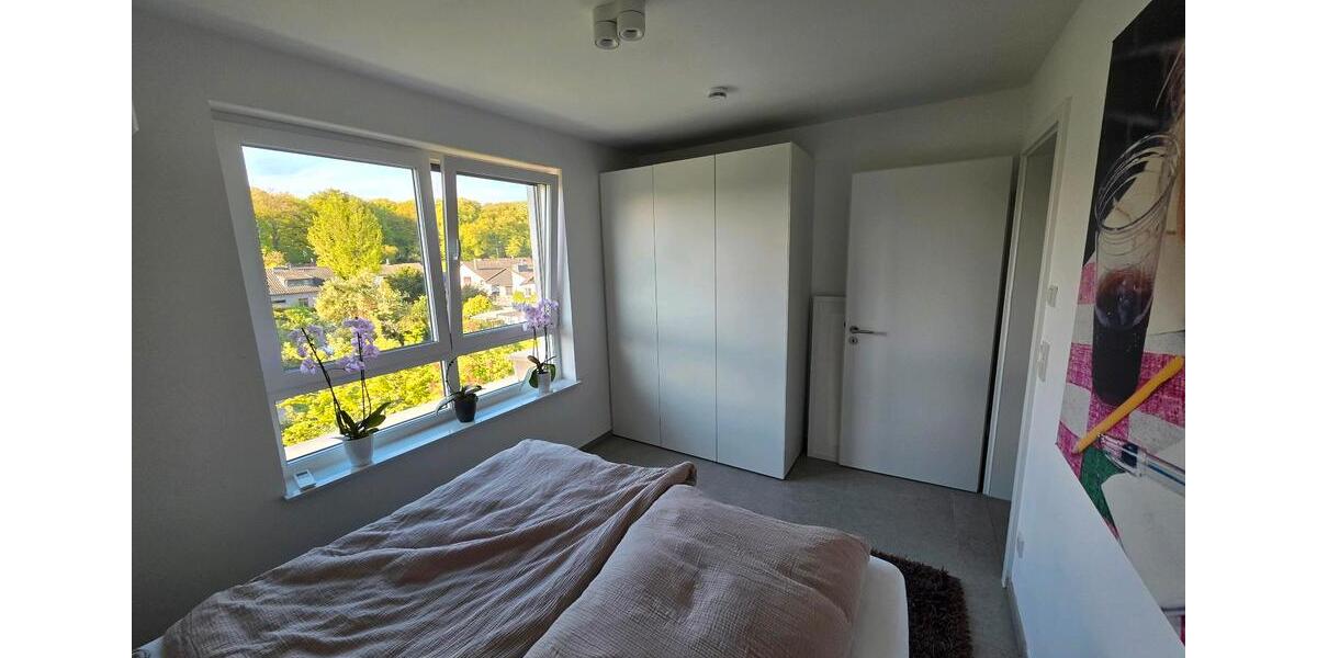 Einfamilienhaus Bergisch Gladbach Paffrath - 4 Zimmer, 145 m&sup2;, 2.615&euro; | Angebot:26322749