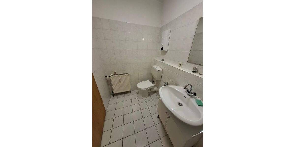 Etagenwohnung Bonn Zentrum - 2 Zimmer, 43 m&sup2;, 450&euro; | Angebot:26863176