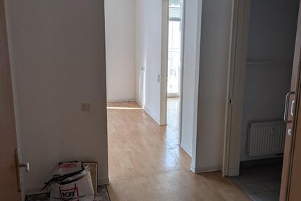 Wohnung Solingen Mitte - 2 Zimmer, 49 m&sup2;, 836&euro; | Angebot:25541366