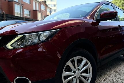 Nissan Qashqai 85.000 km 8.950 &euro; Köln 50674