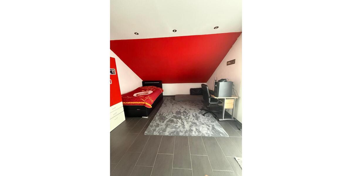 Einfamilienhaus Kerpen Balkhausen - 5 Zimmer, 146 m&sup2;, 1.900&euro; | Angebot:25789632