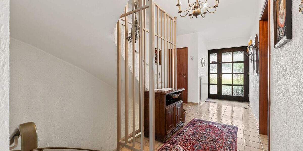 Reihenmittelhaus Köln Zündorf - 5 Zimmer, 160 m&sup2;, 629.000&euro; | Angebot:23948804