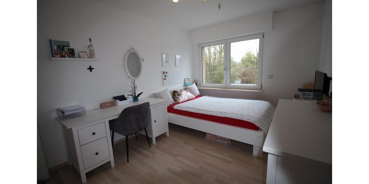 Reihenhaus Hennef (Sieg) - 5.5 Zimmer, 130 m&sup2;, 489.000&euro; | Angebot:26764638