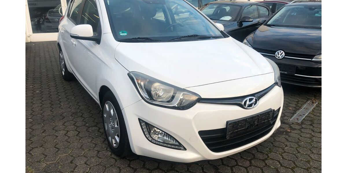 Hyundai i20 188.286 km 2.950 € Köln 50767