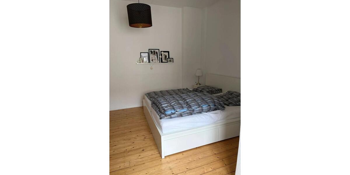 Etagenwohnung Bonn Gronau - 3 Zimmer, 85 m&sup2;, 1.100&euro; | Angebot:25378993