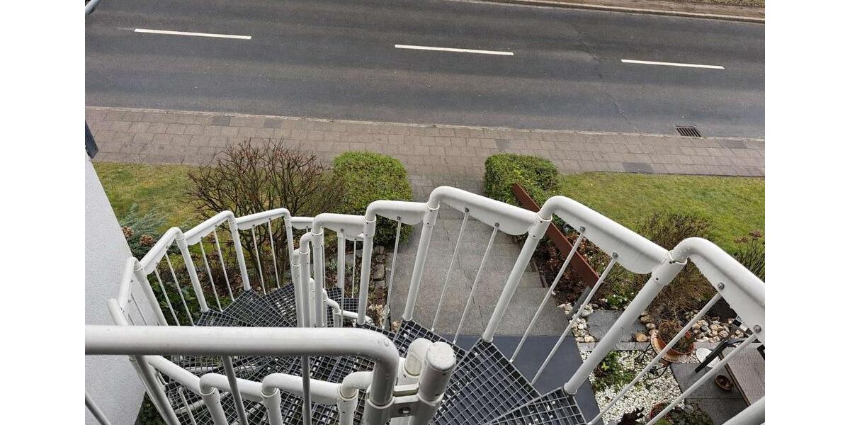 Dachgeschoßwohnung Neunkirchen-Seelscheid Seelscheid - 2 Zimmer, 66 m&sup2;, 450&euro; | Angebot:25230754