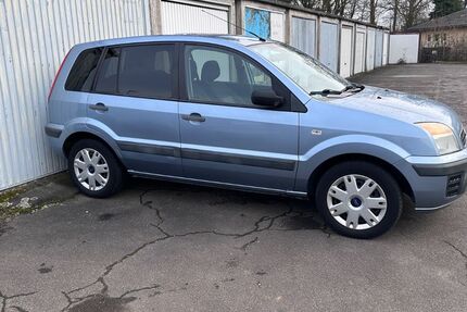 Ford Fusion 78.500 km 3.250 € Pulheim 50259