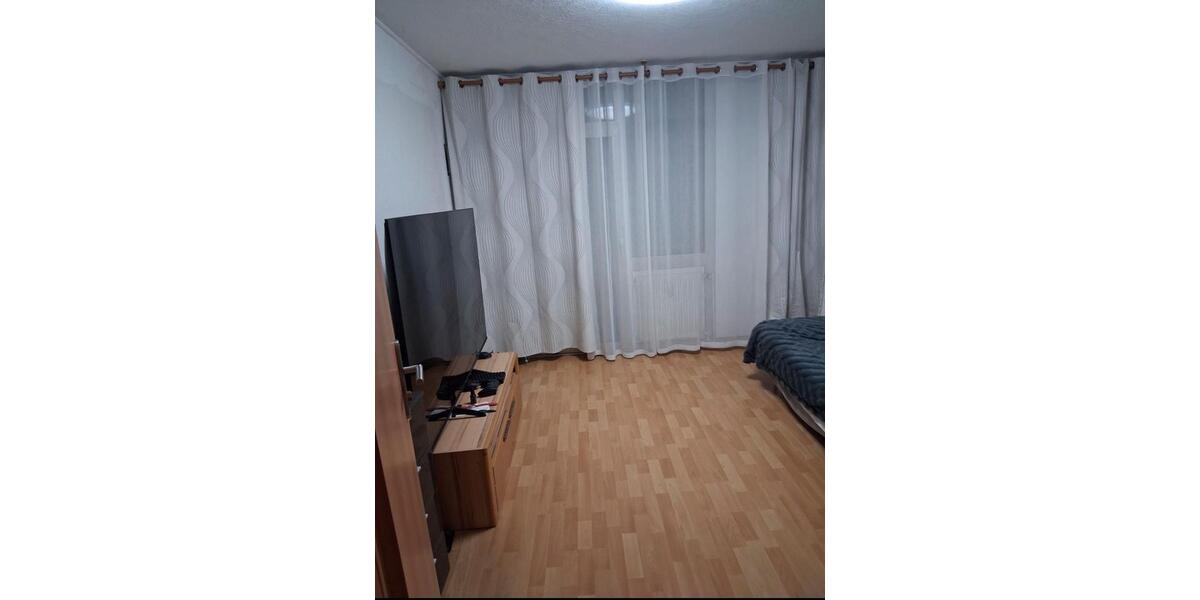 Etagenwohnung Köln Kalk - 3 Zimmer, 69 m&sup2;, 235.000&euro; | Angebot:26404566