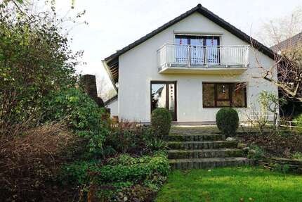 Haus zum Kaufen in Leverkusen 745.000 € 191 m² 7 zimmer