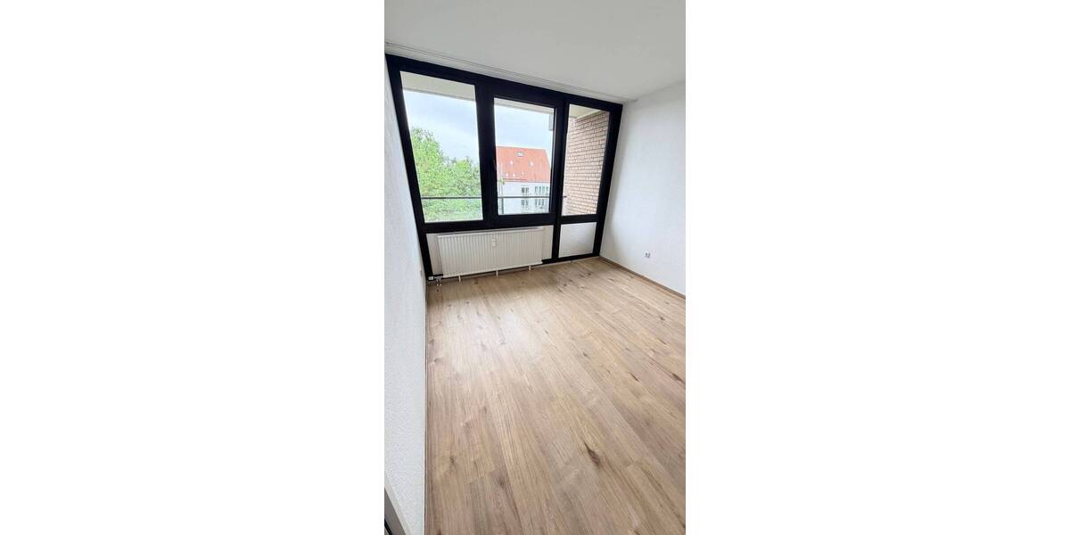 Etagenwohnung Köln Westhoven - 3 Zimmer, 101 m&sup2;, 275.900&euro; | Angebot:26875786