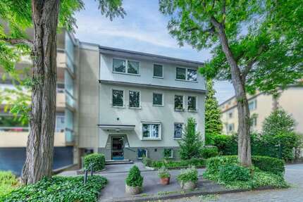 Haus zum Kaufen in Köln 1.900.000 € 323 m²