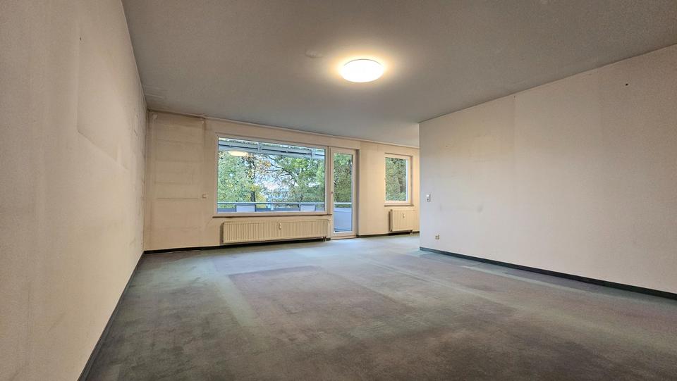 Eigentumswohnung 3,5 Zimmer 96,43m2 Balkon Aufzug 2 Parkplätze 3.5 zimmer