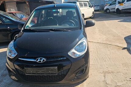 Hyundai i10 173.000 km 1.899 &euro; Bonn 53227