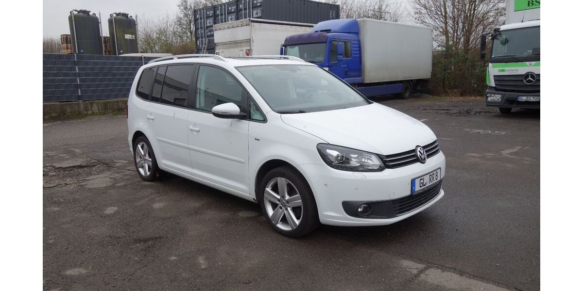 VW Touran 196.792 km 8.999 &euro; Köln 51149