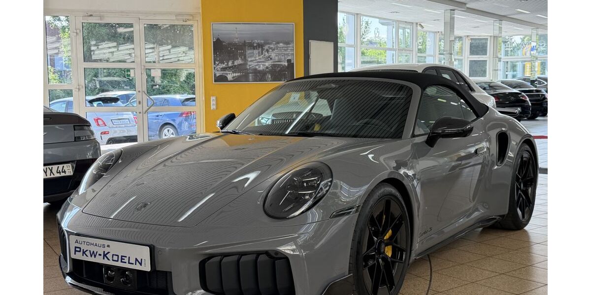Porsche 992 6.000 km 339.999 &euro; Kerpen 50171