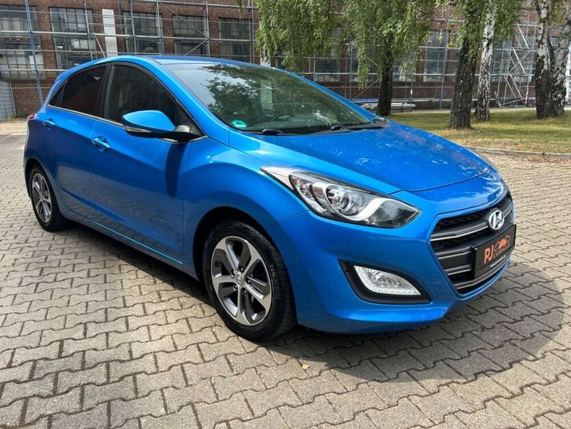 i30