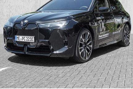 BMW iX 11.900 km 74.980 &euro; Hilden 40721