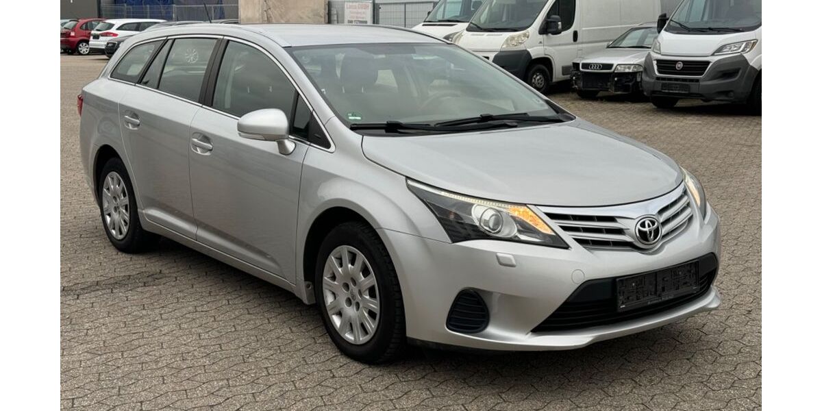 Toyota Avensis 97.330 km 9.850 € Bornheim 53332