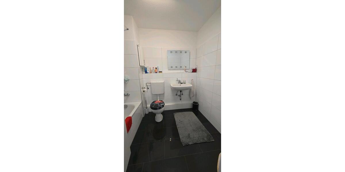 Dachgeschoßwohnung Solingen Ohligs - 2 Zimmer, 57 m&sup2;, 165.000&euro; | Angebot:26418542