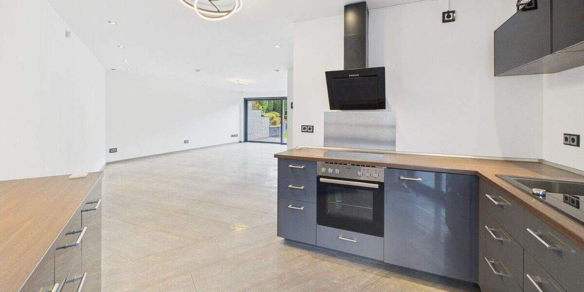 Mehrfamilienhaus, Wohnhaus Pulheim - 5 Zimmer, 291 m&sup2;, 3.000&euro; | Angebot:24449360